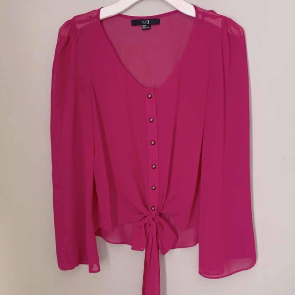 Forever 21 size M fuchsia blouse